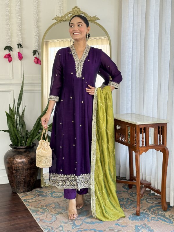 Women Silk Blend Kurti Pant Attached Dupatta Set
